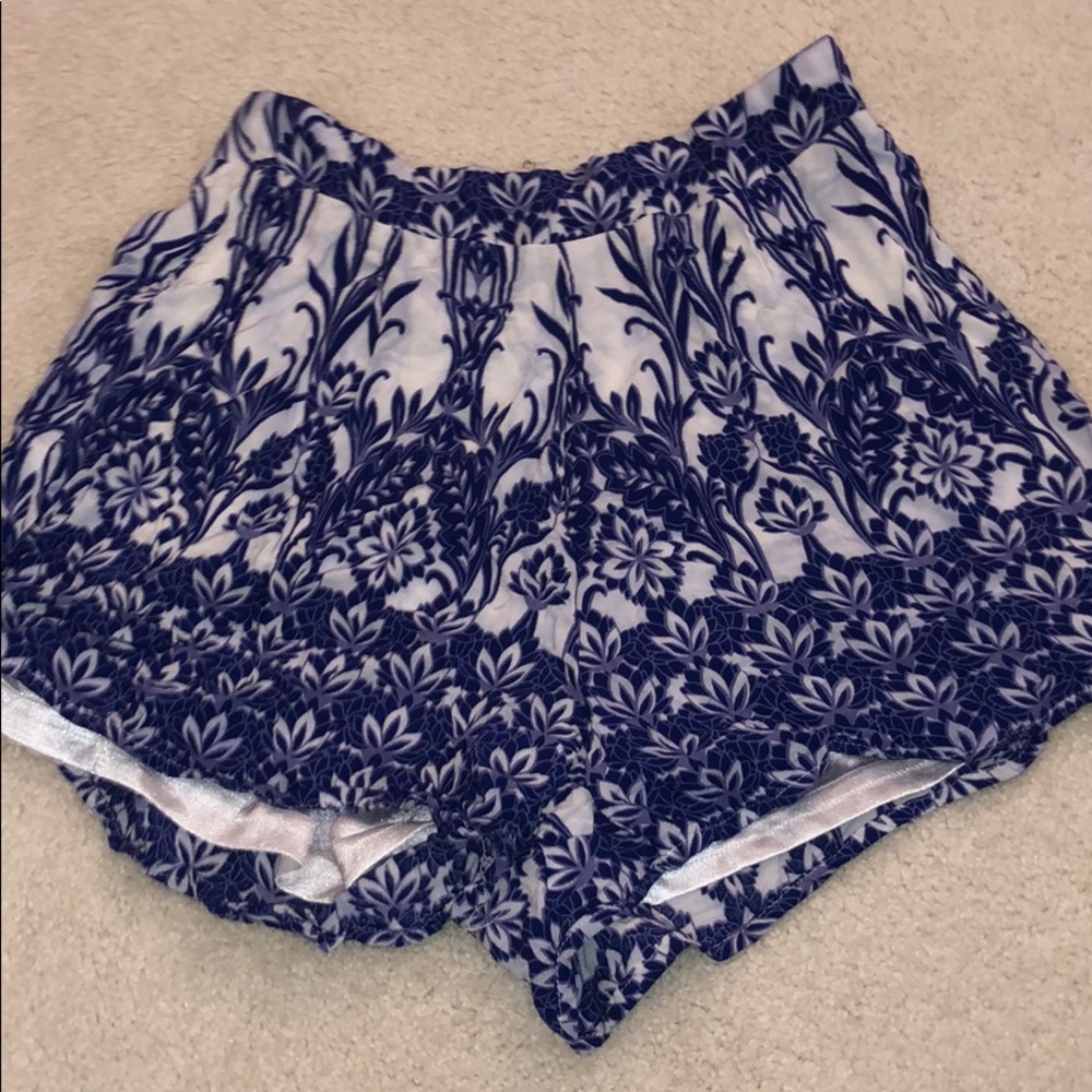 White and blue printed shorts